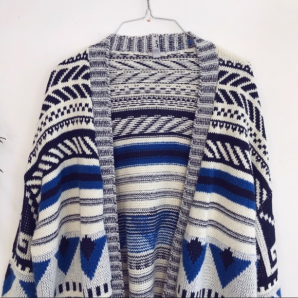 ❌SOLD❌ Ecote Striped Blue Tribal Open Cardigan - Picture 3 of 3